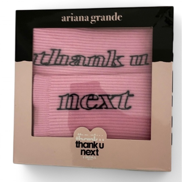 Rare limited edition Ariana grande TYN socks - Picture 1 of 4